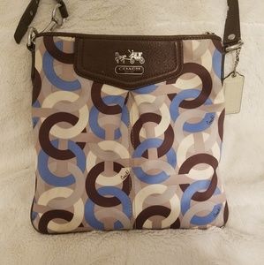 🌷 Coach Crossbody Bag